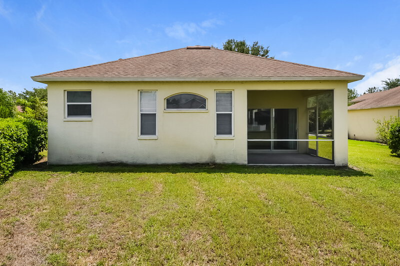 2,000/Mo, 14325 Tree Swallow Way Lakewood Ranch, FL 34202 Rear View