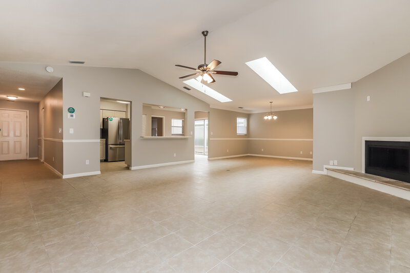2,550/Mo, 3444 Brookridge Ln Parrish, FL 34219 Living Room View 2