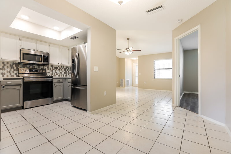 2,150/Mo, 1545 Deer Hollow Blvd Sarasota, FL 34232 Dining Room View