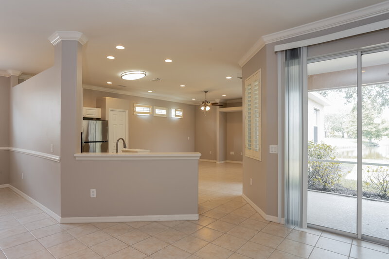 2,985/Mo, 6522 Blue Grosbeak Cir Lakewood Ranch, FL 34202 Living Room View 2