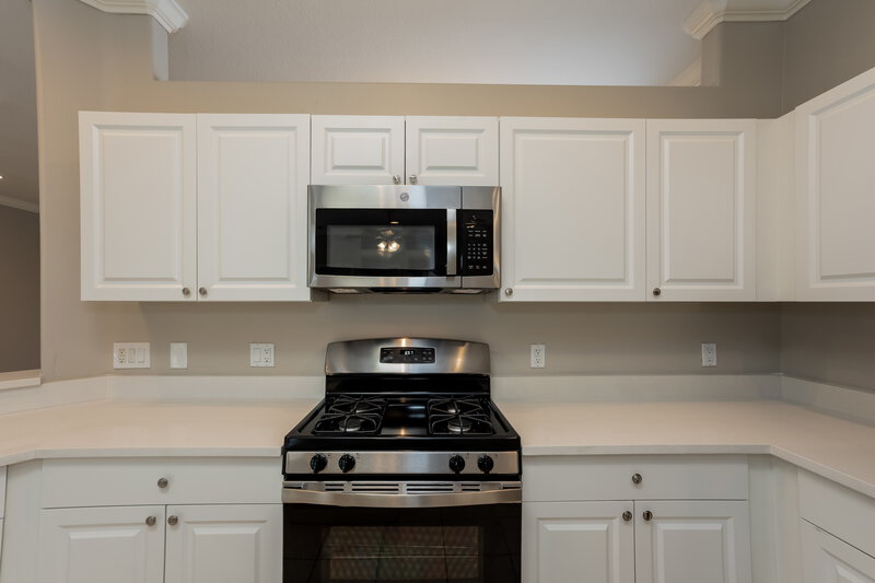 2,985/Mo, 6522 Blue Grosbeak Cir Lakewood Ranch, FL 34202 Kitchen View