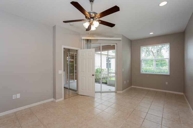 2,985/Mo, 6522 Blue Grosbeak Cir Lakewood Ranch, FL 34202 Main Bedroom View