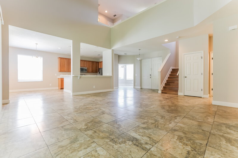 3,265/Mo, 6126 39th Ct E Bradenton, FL 34203 Living Room View 2