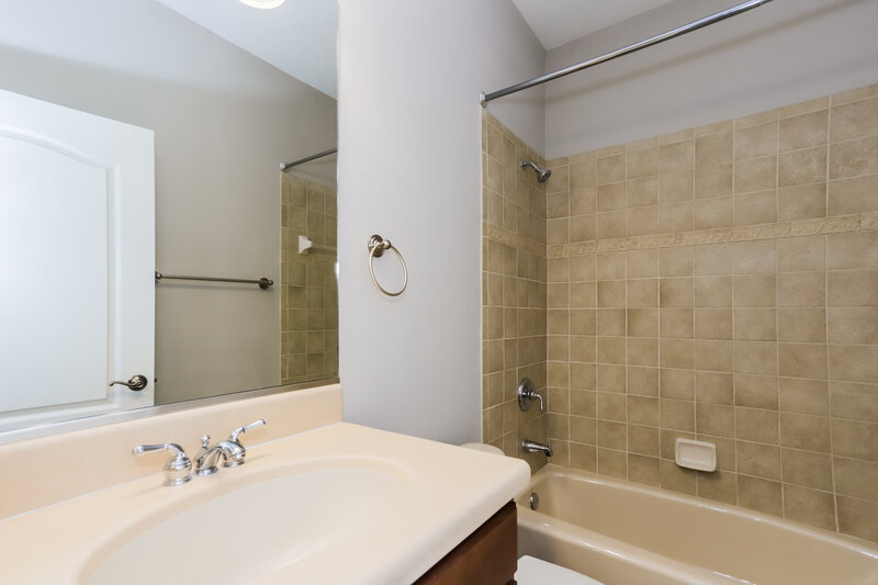 2,010/Mo, 5805 Spanish Point Ct Palmetto, FL 34221 Bathroom View