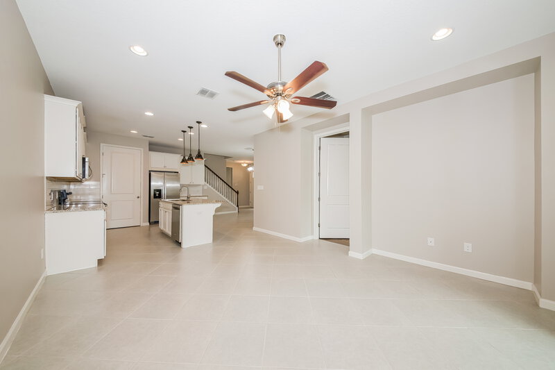 2,365/Mo, 11832 Meadowgate Pl Bradenton, FL 34211 Living Room View 3