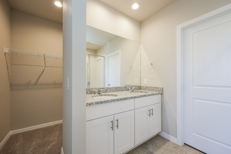 1,875/Mo, 17873 Saddle Rd Punta Gorda, FL 33982 Main Bathroom View