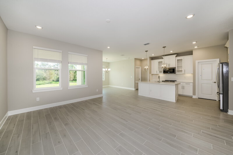 2,545/Mo, 392 Daylily Blvd NOKOMIS, FL 34275 Living Room View 2