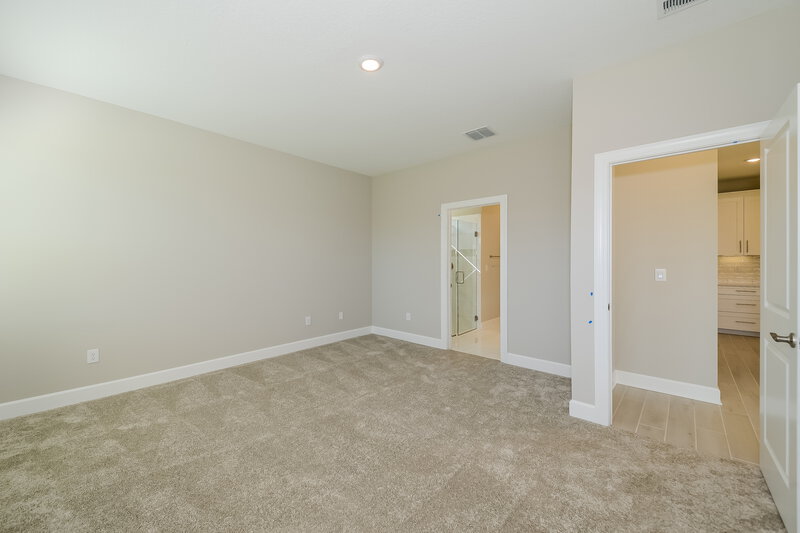 2,545/Mo, 392 Daylily Blvd NOKOMIS, FL 34275 Main Bedroom View 2