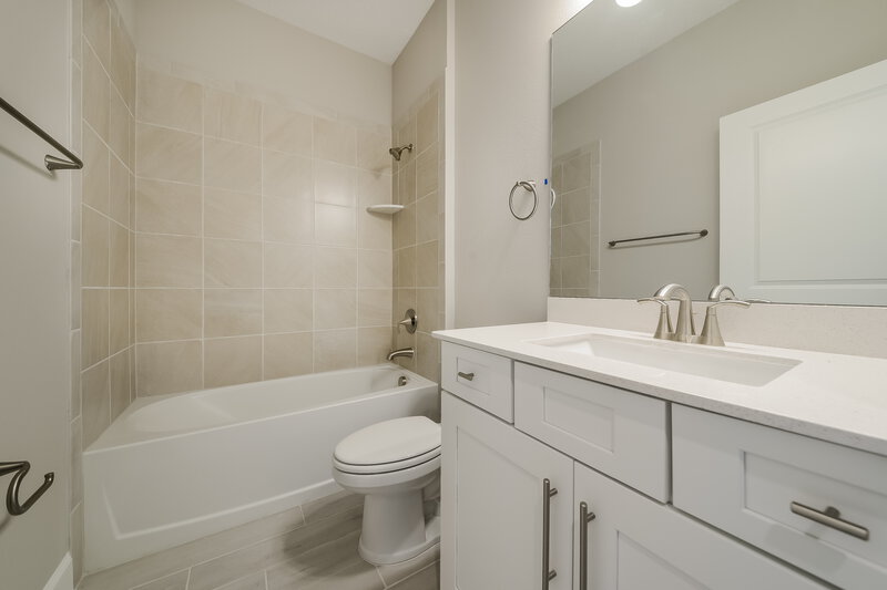 2,545/Mo, 392 Daylily Blvd NOKOMIS, FL 34275 Bathroom View