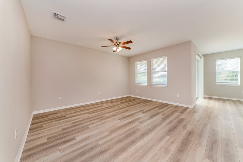 2,375/Mo, 417 Daylily Blvd Nokomis, FL 34275 Living Room View 2