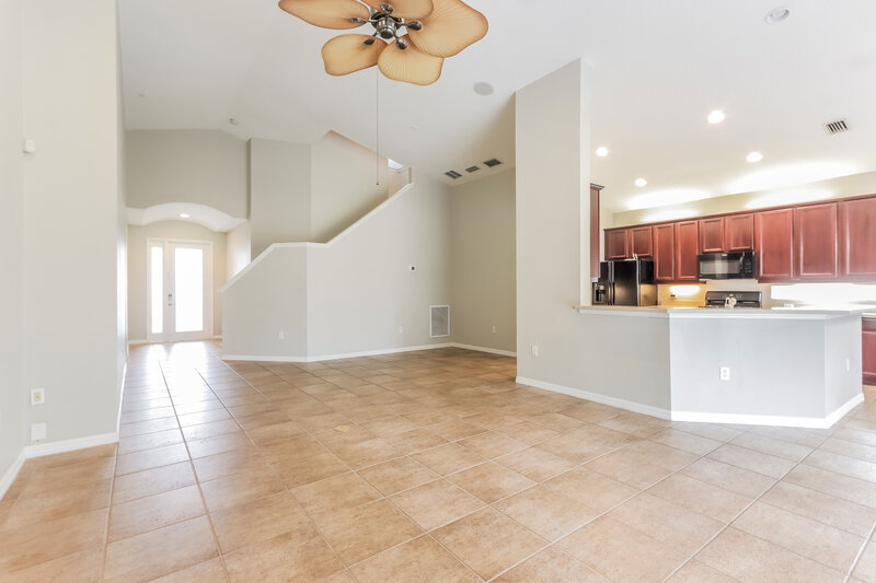 4,250/Mo, 12646 Cara Cara Loop Bradenton, FL 34212 Living Room View 2