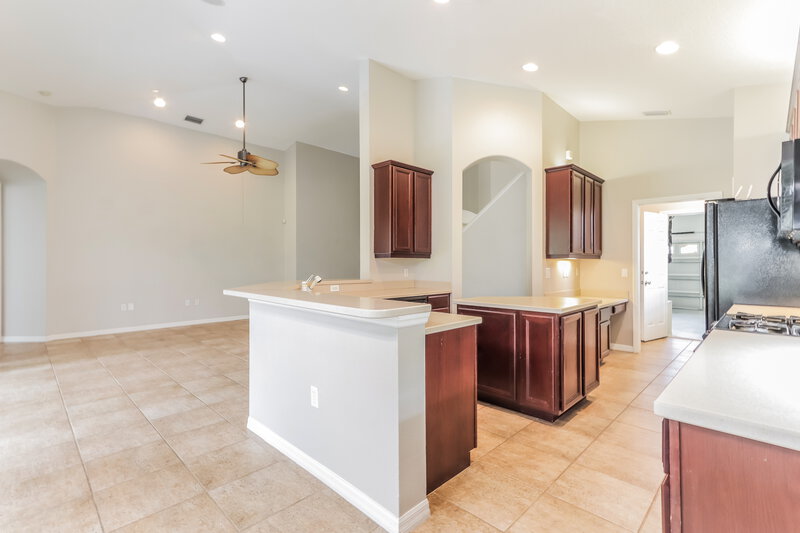 4,250/Mo, 12646 Cara Cara Loop Bradenton, FL 34212 Kitchen View