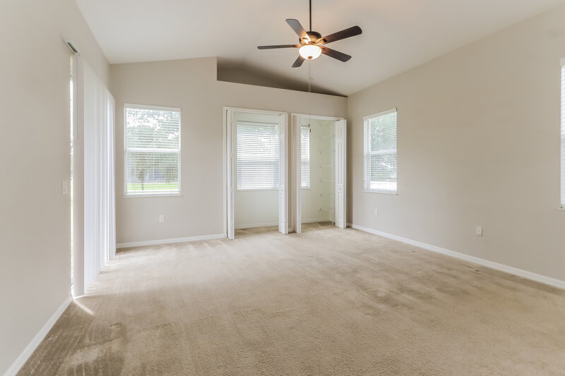 4,250/Mo, 12646 Cara Cara Loop Bradenton, FL 34212 Main Bedroom View