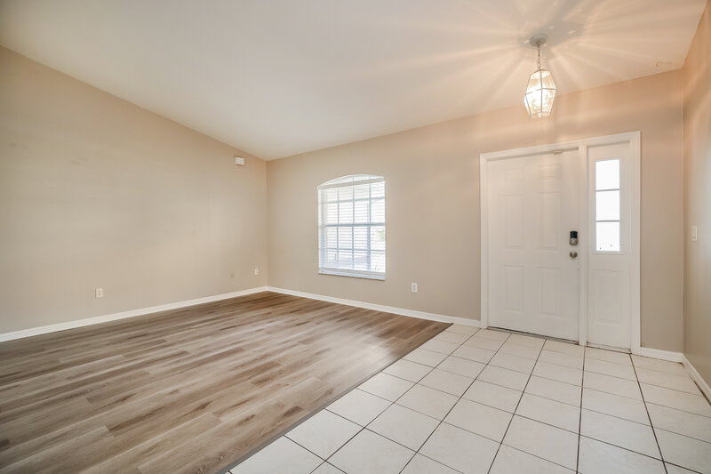 2,390/Mo, 710 Fullerton Ave S Lehigh Acres, FL 33974 Family Room View 2
