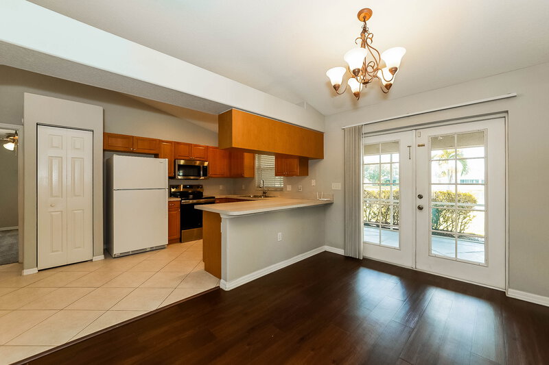 2,000/Mo, 6732 65th Ter E Bradenton, FL 34203 Dining Room View