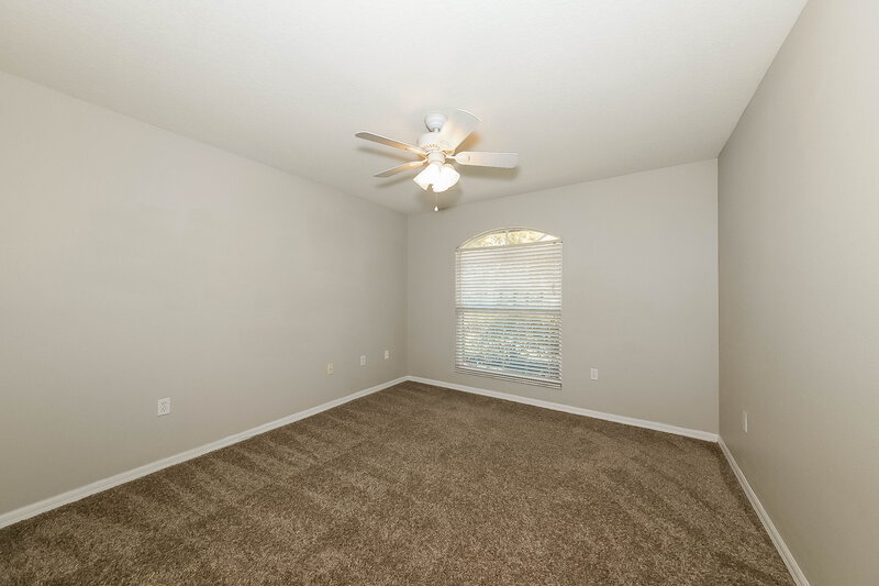 2,000/Mo, 6732 65th Ter E Bradenton, FL 34203 Bedroom View 3