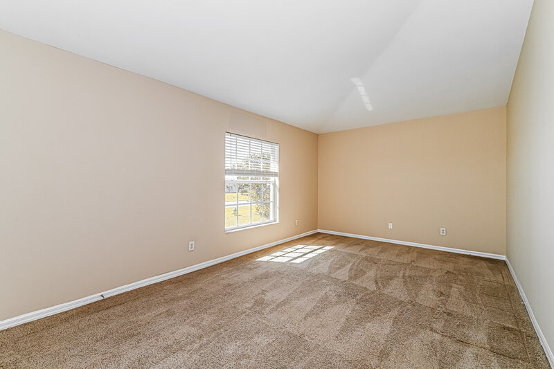 1,660/Mo, 515 SE 26th Ter Cape Coral, FL 33904 Bonus Room View