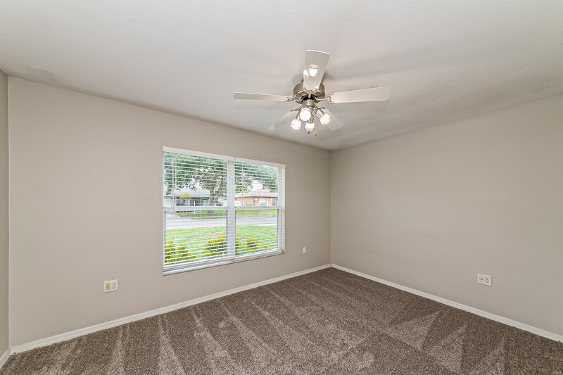 2,125/Mo, 2815 93rd Ct E Palmetto, FL 34221 Bedroom View