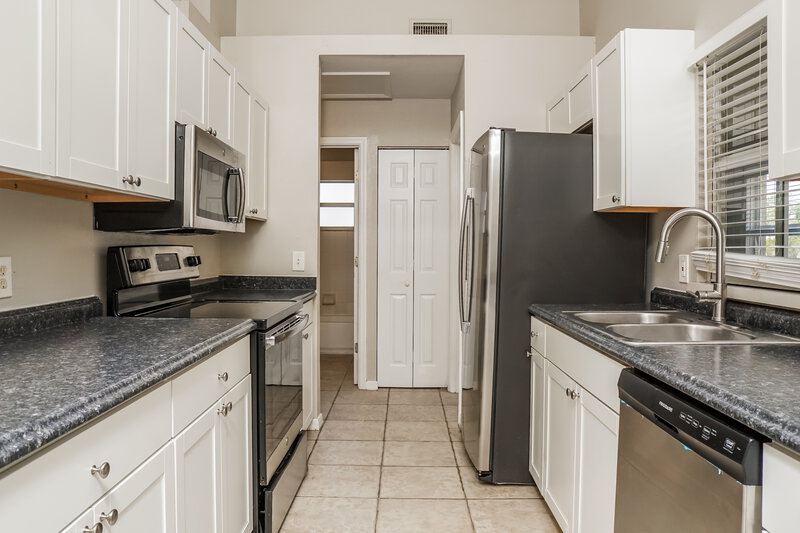 2,080/Mo, 3644 Ribera Ave North Port, FL 34286 Kitchen View