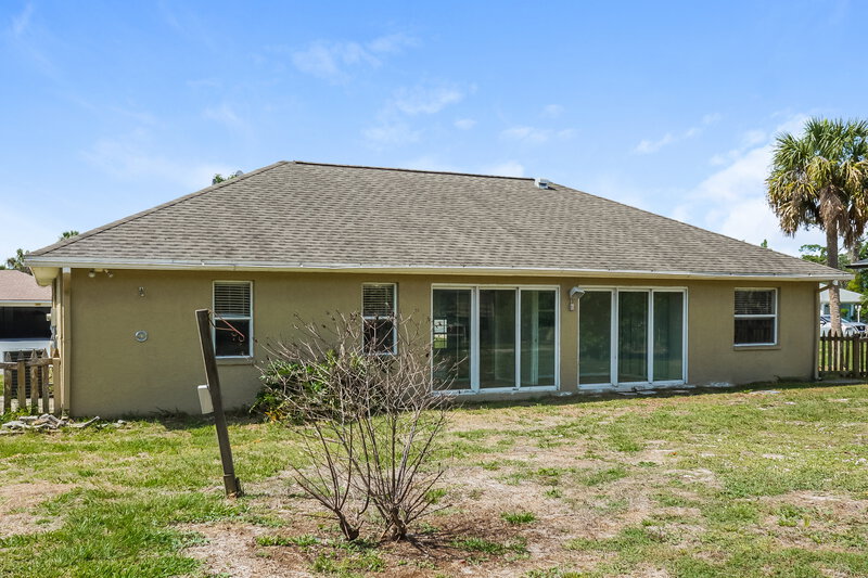 2,080/Mo, 3644 Ribera Ave North Port, FL 34286 Rear View