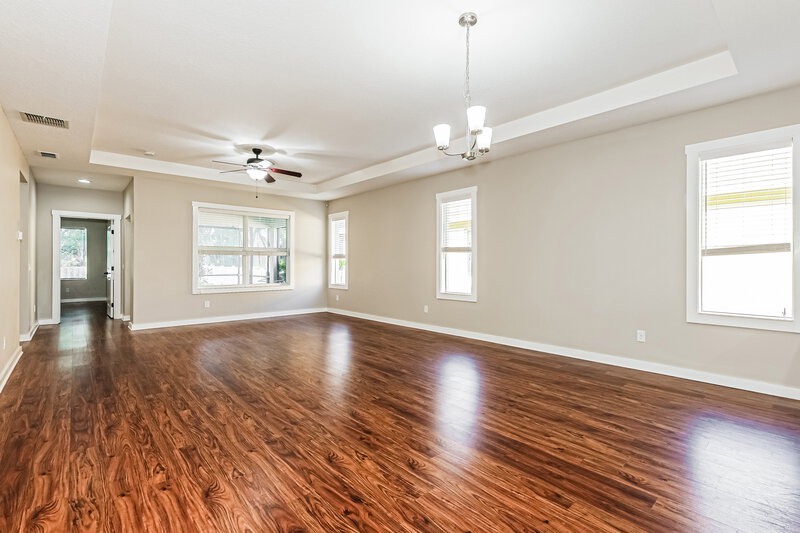 2,410/Mo, 11826 Forest Park Cir Bradenton, FL 34211 Living Room View