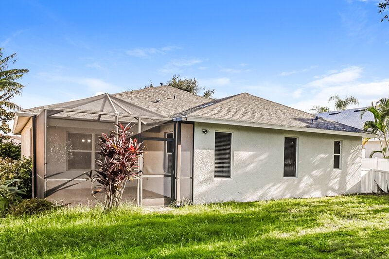 2,410/Mo, 11826 Forest Park Cir Bradenton, FL 34211 Rear View