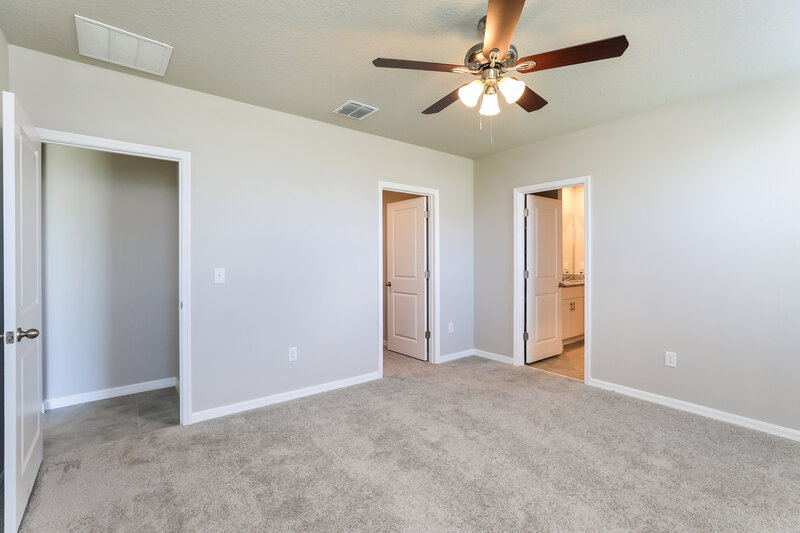 2,790/Mo, 10205 Daybreak Glen Parrish, FL 34219 Main Bedroom View