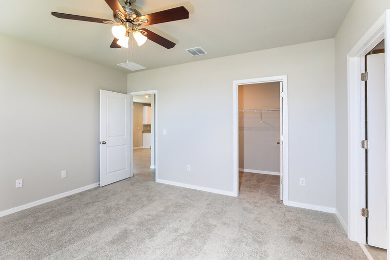 2,790/Mo, 10205 Daybreak Glen Parrish, FL 34219 Main Bedroom View 2