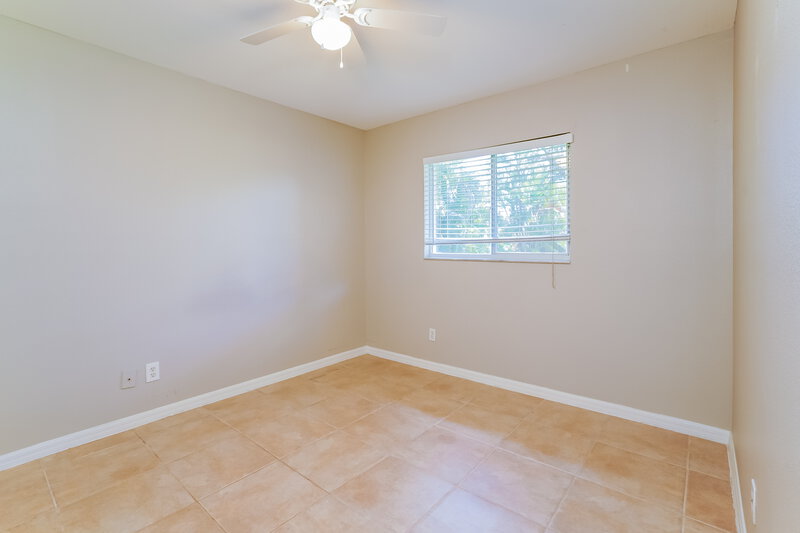 2,200/Mo, 1913 SE 11th Ave Cape Coral, FL 33990 Bedroom View