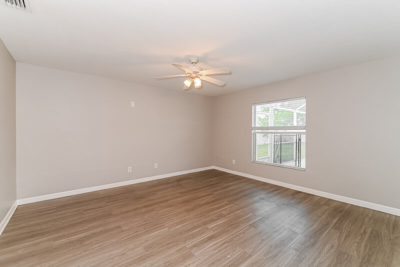 2,270/Mo, 1307 SE 18th St Cape Coral, FL 33990 Living Room View 2