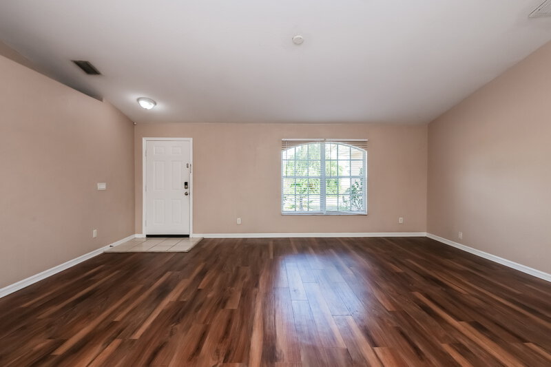 1,860/Mo, 1790 Wendover St North Port, FL 34286 Living Room View 2