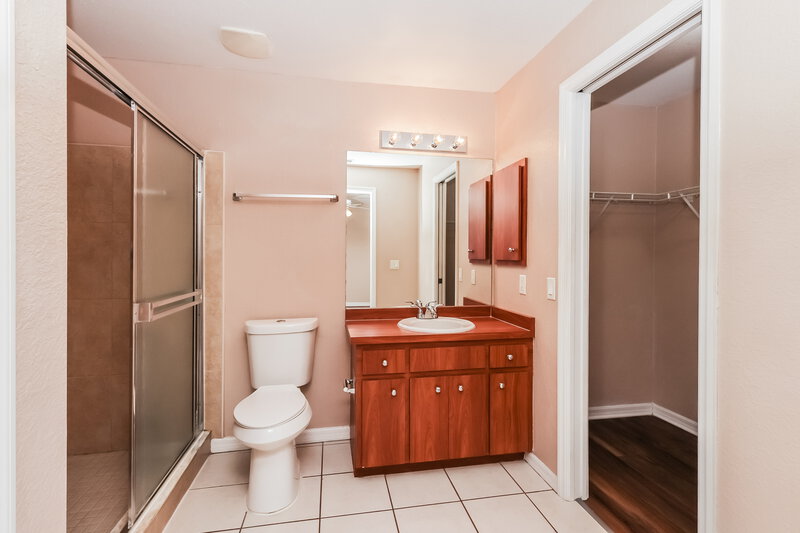 1,860/Mo, 1790 Wendover St North Port, FL 34286 Main Bathroom View