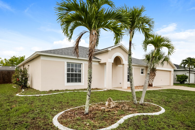 2,155/Mo, 313 SE 26th Ter Cape Coral, FL 33904 Misc View