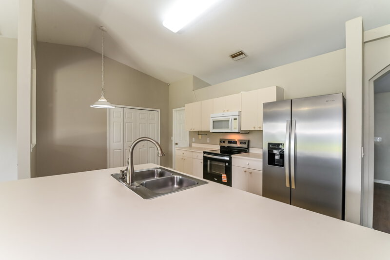 2,155/Mo, 313 SE 26th Ter Cape Coral, FL 33904 Misc View 4