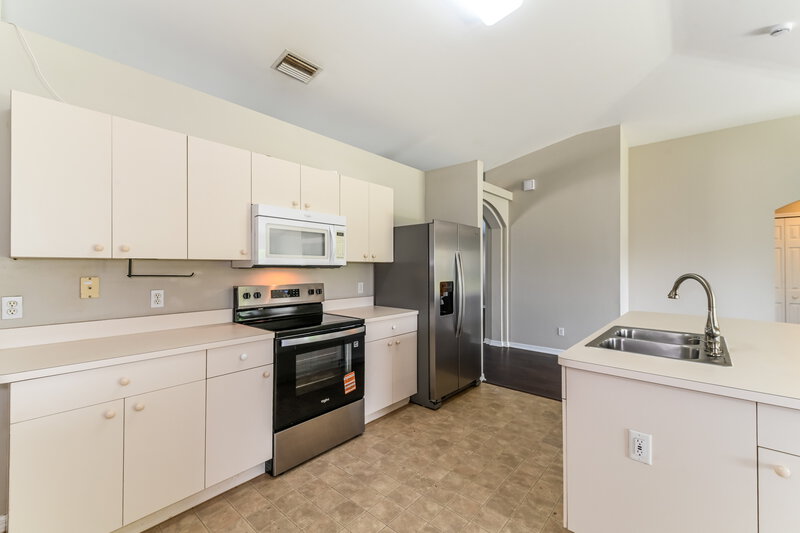 2,155/Mo, 313 SE 26th Ter Cape Coral, FL 33904 Misc View 5