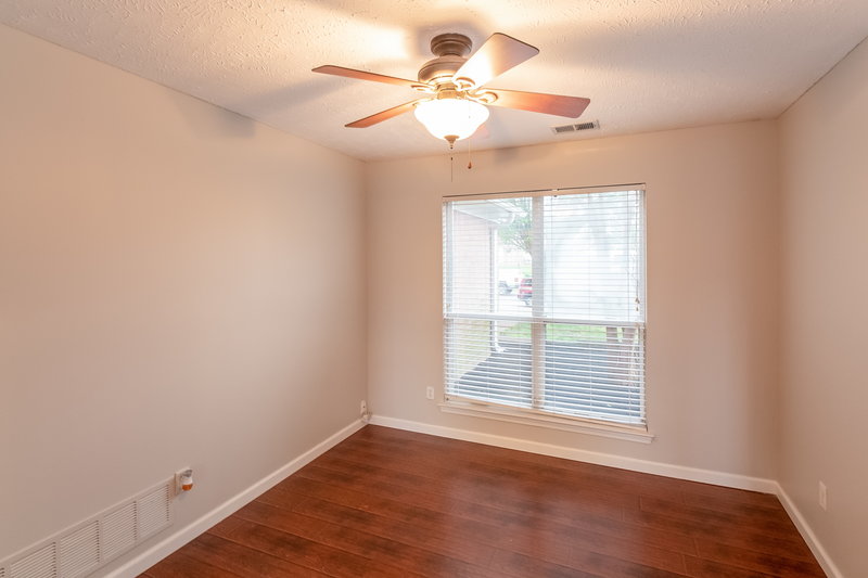 3,120/Mo, 9216 Rachel Shea Ave Olive Branch, MS 38654 Sitting Room View
