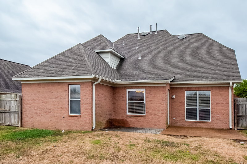 1,950/Mo, 9216 Rachel Shea Ave Olive Branch, MS 38654 Rear View
