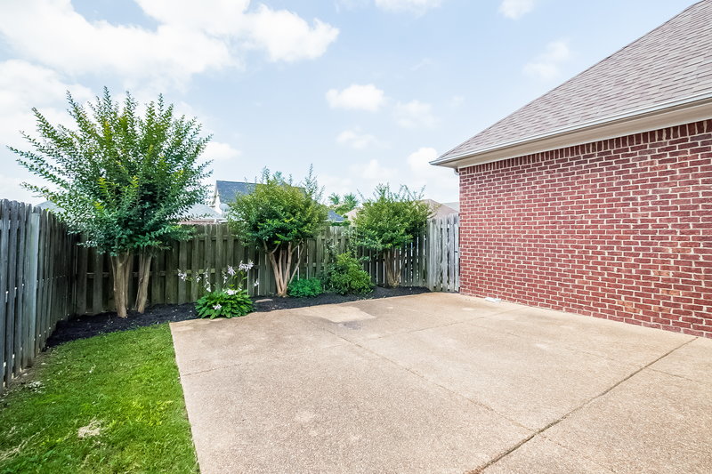 2,275/Mo, 4879 Stone Park Blvd Olive Branch, MS 38654 Rear View