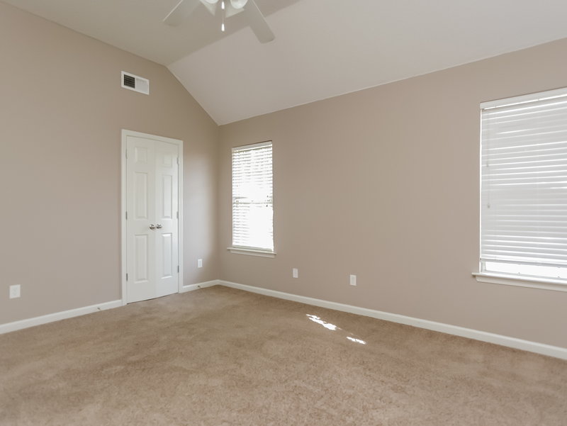 1,870/Mo, 8989 William Paul Dr Olive Branch, MS 38654 Master Bedroom View 2
