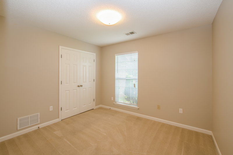 2,290/Mo, 7197 Willow Point Dr Horn Lake, MS 38637 Bedroom View