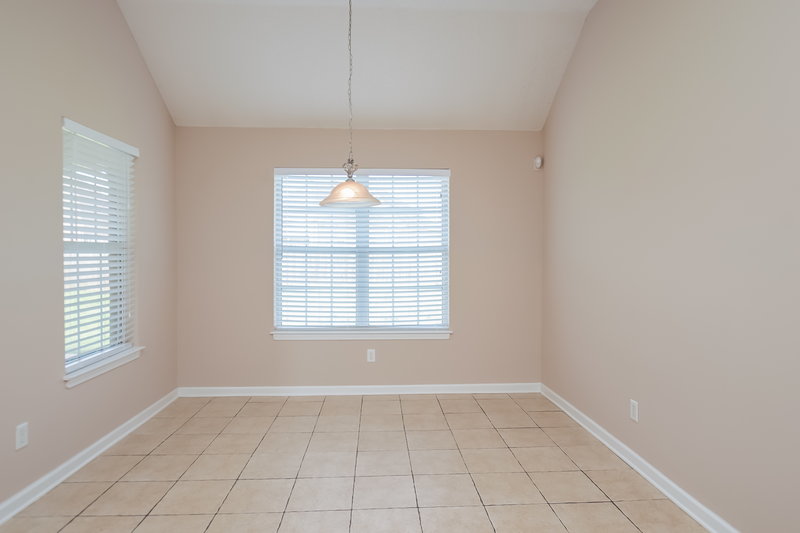 1,950/Mo, 9129 William Paul Dr Olive Branch, MS 38654 Dining Room View