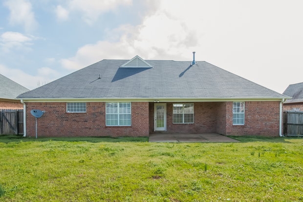 1,620/Mo, 9129 William Paul Dr Olive Branch, MS 38654