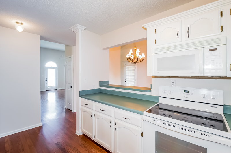 1,695/Mo, 10102 Fox Hunt Dr Olive Branch, MS 38654 Kitchen View