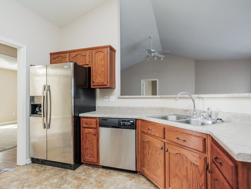 2,005/Mo, 1802 Mary Payton Cv Southaven, MS 38671 Kitchenmediumx View