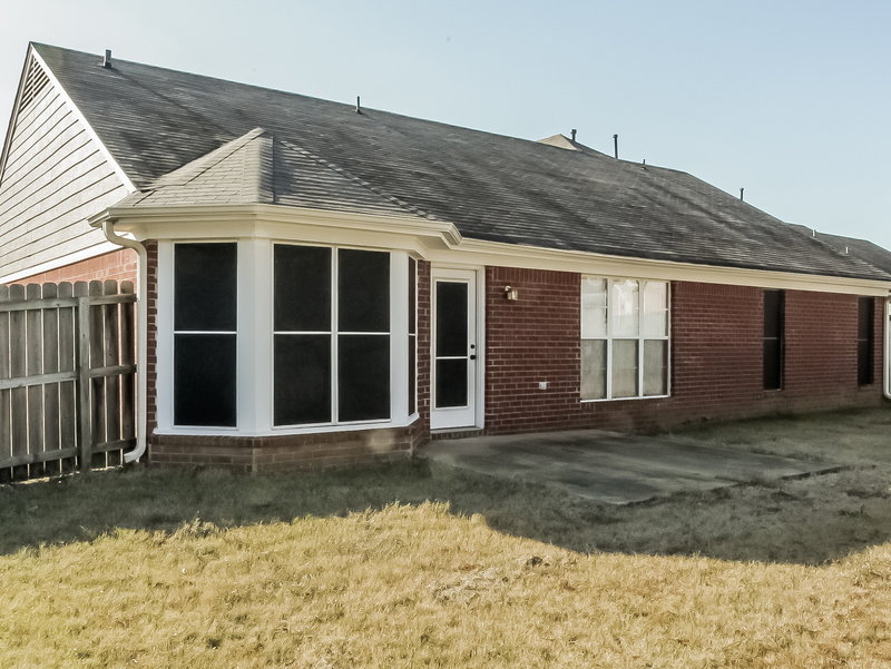 2,005/Mo, 1802 Mary Payton Cv Southaven, MS 38671 Rear Viewmediumx View