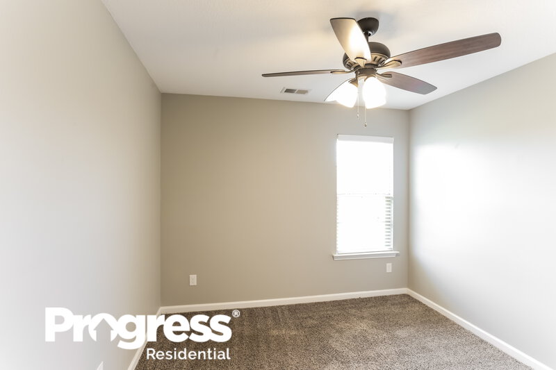 2,420/Mo, 4586 Davis Grove Blvd Olive Branch, MS 38654 Bedroom View 3
