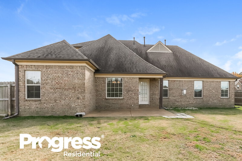 2,420/Mo, 4586 Davis Grove Blvd Olive Branch, MS 38654 Rear View