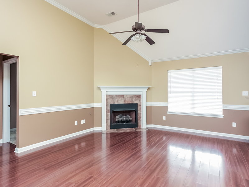 1,620/Mo, 8416 Inverness Dr Southaven, MS 38672 Living Room View