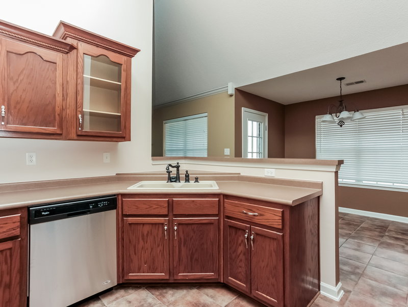 1,620/Mo, 8416 Inverness Dr Southaven, MS 38672 Kitchen View