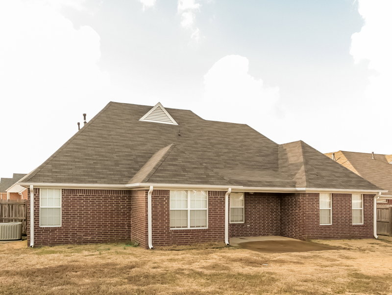 1,620/Mo, 8416 Inverness Dr Southaven, MS 38672 Rear View